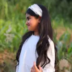 White Pearl Trim Ruffle Hairband - Image 2